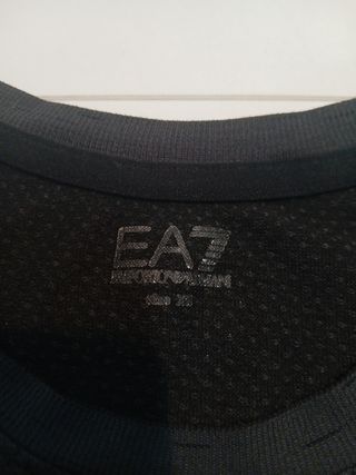 Camiseta EA7 Emporio Armani reflectante gris