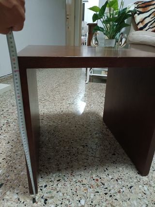 Mesita auxiliar de madera