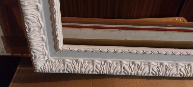 Marco de madera grande blanco decorado