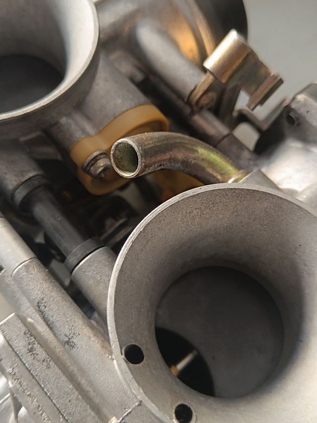 Reconstrucción Carburadores Yamaha XTZ750