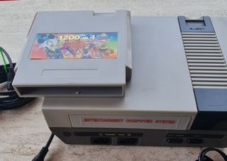Consola Nintendo NES con cartucho 1200 juegos