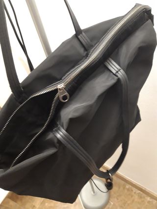Bolso Stradivarius Negro 40x30