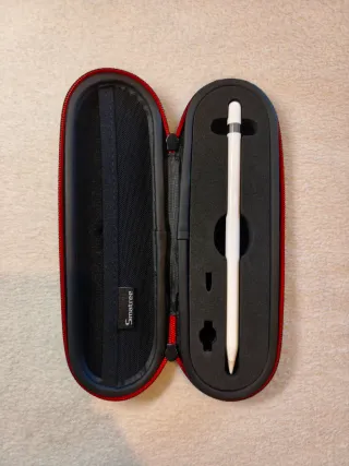 Apple Pencil di prima generazione + caricabatterie Techmatte + custodia