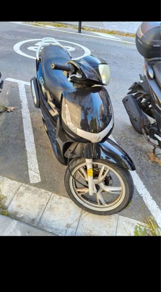Peugeot Tweet 125