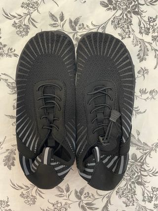 Zapatillas barefoot negras 