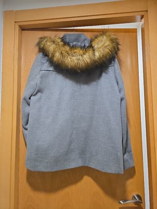 Chaqueta Zara Mujer Gris con Capucha