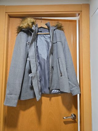 Chaqueta Zara Mujer Gris con Capucha