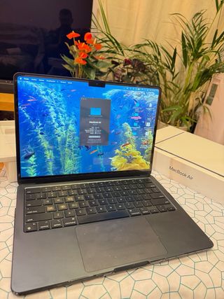 MacBook Air M2 512GB cpu 10 nucleos