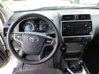 Toyota Land Cruiser 2.8 D-4D GX