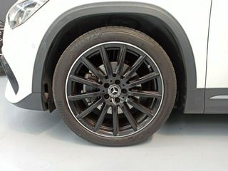 Mercedes GLA GLA 200 D 4MATIC