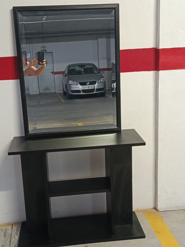 Conjunto recibidor mesa y espejo negro