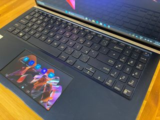 Asus Zenbook UX534 i7 16GB RAM Pantalla 4K UHD