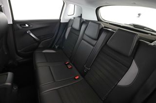 Peugeot 2008 1.6 e-HDi Allure