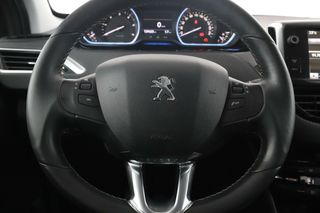 Peugeot 2008 1.6 e-HDi Allure