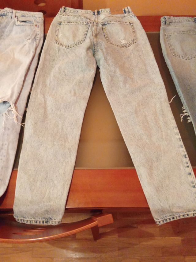 Pantalones vaqueros desgastados talla 40
