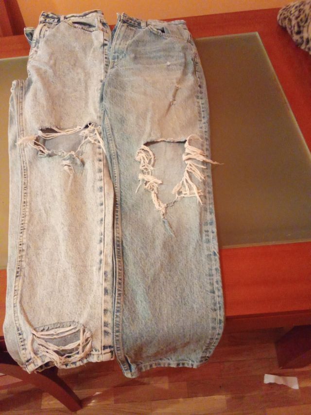 Pantalones vaqueros desgastados talla 40