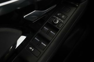 Land-Rover Range Rover Evoque D150 S
