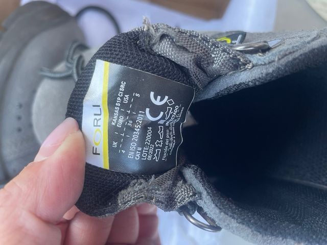 Zapatos seguridad U-Power puntera acero grises