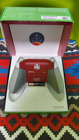 Mando Xbox series X Edición Starfield