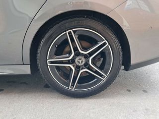 Mercedes CLA CLA 200 D DCT 4MATIC Shooting Brake