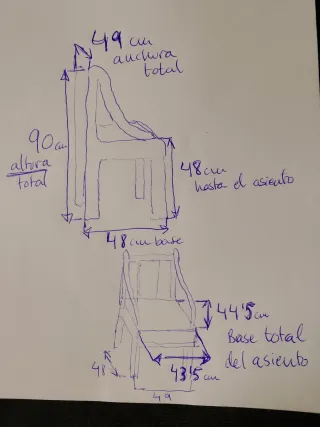 Butaca antigua de madera y tela