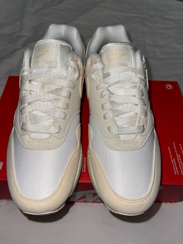 Nike Air Max 1 Beige Blanco