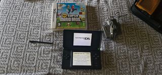 Nintendo DS Lite Negra + New Super Mario Bros.