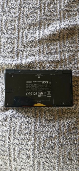 Nintendo DS Lite Negra + New Super Mario Bros.