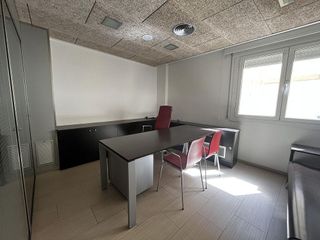 Oficina en alquiler en Centre en Girona