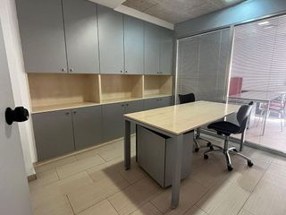 Oficina en alquiler en Centre en Girona
