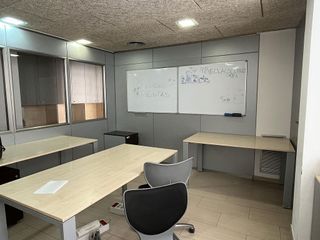 Oficina en alquiler en Centre en Girona
