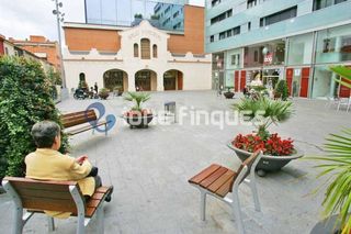 Garaje en venta en Centre en Sabadell