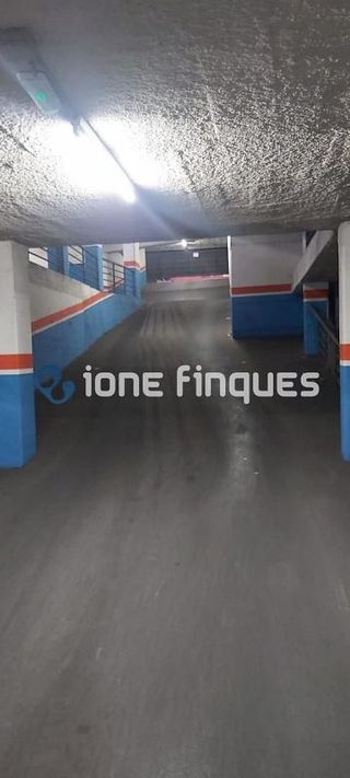 Garaje en venta en Centre en Sabadell