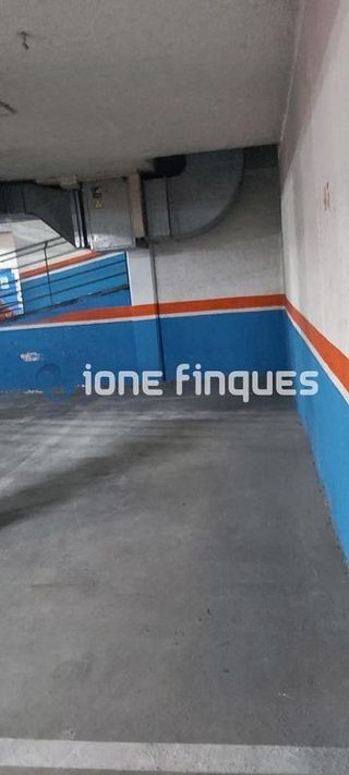 Garaje en venta en Centre en Sabadell