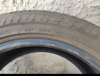 4 Neumáticos 235/50R18
