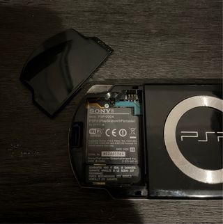 PSP-2004 PB SLIM Y LITE PIANO BLACK