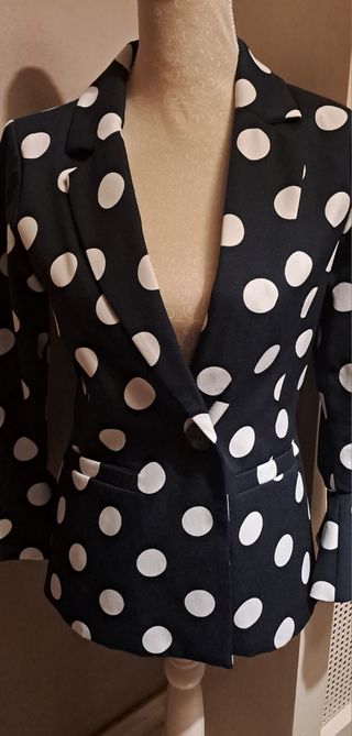 CHAQUETA LAMORENA
