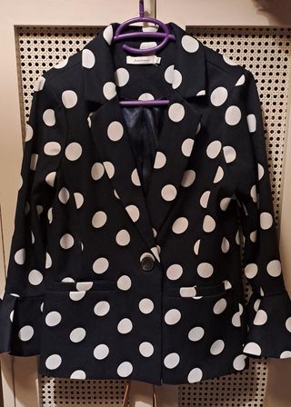 CHAQUETA LAMORENA
