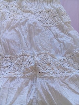 Blusa y falda ibicenca blanca
Dalias ibiza
