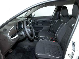 FIAT 600 HYBRID AUTOMATICO TURBO 100CV