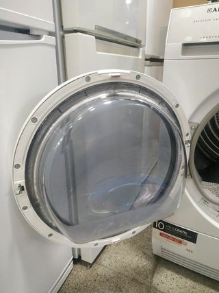 Secadora AEG 8kg 