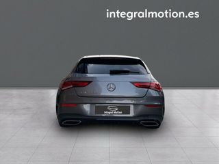 Mercedes CLA CLA 200 D DCT 4MATIC Shooting Brake
