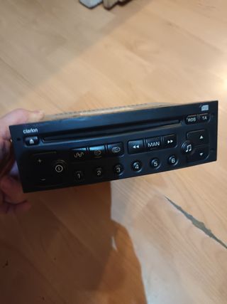 Radio coche clarion 