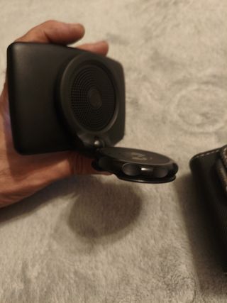TomTom 4ET03 con funda, cable y soporte
