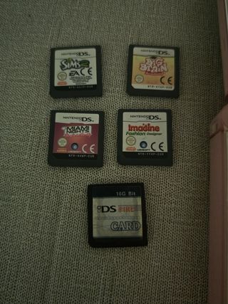 Nintendo DS Lite Rosa + Juegos + Accesorios