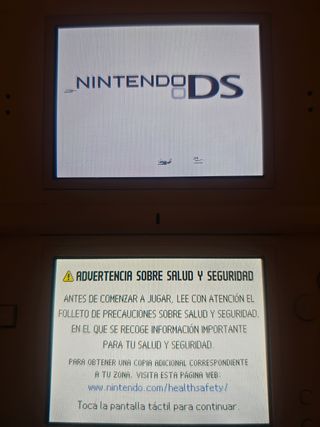 Nintendo DS Lite Rosa + Juegos + Accesorios