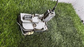 Cerradura puerta peugeot sin ref 307 - 2.0 224677