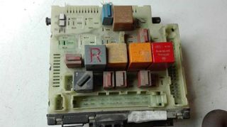 Caja relés / ford 97ag14a073ec escort - 1.8 144735