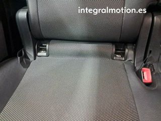 Mercedes GLB 180D 