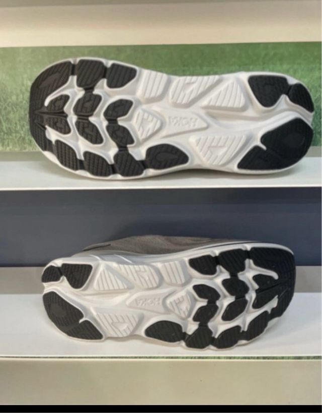 Hoka Clifton 10 Gris Talla 44